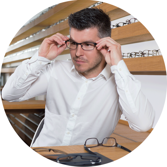 Gro&szlig;e Auswahl an Brillen f&uuml;r M&auml;nner. Designerbrillen und Markenbrillen in Ingolstadt Zentrum Nah bei Optik Sch&ouml;nauer (ehemals Optik Reichhart). Dem 1a Augenoptiker und Testsieger.